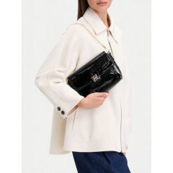 Torebka Nine West. Czarne torebki wieczorowe damskie Nine West, bez wzorów, bez dodatków. Za 179.99 zł.