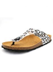 Billowy Japonki w kolorze biało-jasnobrązowym rozmiar: 35. Brązowe klapki damskie Billowy, bez wzorów, z tworzywa sztucznego, z otwartym noskiem, bez obcasa, bez zapięcia. Za 92.64 zł.