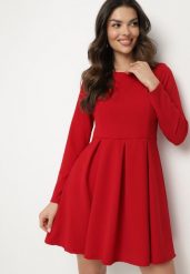 Czerwona Elegancka Sukienka o Rozkloszowanym Kroju Temitonia. Czerwone sukienki damskie Born2be, bez wzorów, eleganckie, bez ramiączek. W wyprzedaży za 118.99 zł.