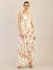 APART Sukienka w kolorze kremowo-brzoskwiniowym rozmiar: 38. Brązowe sukienki damskie Apart, bez wzorów, z tiulu, bez ramiączek. Za 327.87 zł.