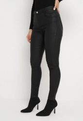 Czarne Spodnie Skinny z Imitacji Skóry Amarael. Czarne rurki damskie Born2be, z aplikacjami, z jeansu. Za 44.99 zł.