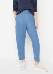 Lekkie jeansy mom, high waist, cropped. Niebieskie jeansy damskie bonprix, z podwyższonym stanem. Za 122.99 zł.