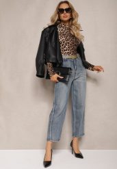 Jasnoniebieskie Bawełniane Jeansy High Waist o Kroju Boyfriend z Dodatkowym Paskiem Attenise. Niebieskie jeansy damskie Renee, z podwyższonym stanem. Za 129.99 zł.