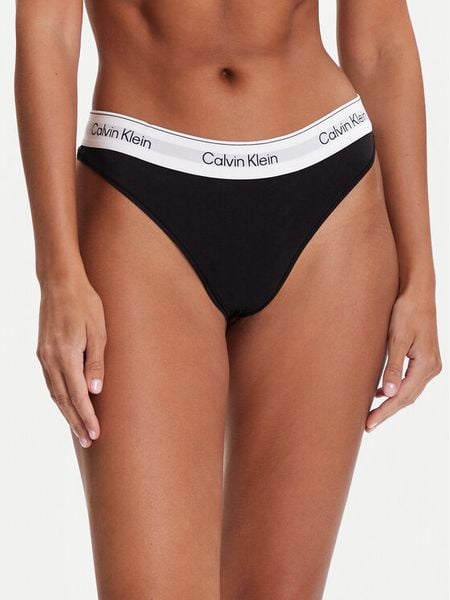 Calvin Klein Underwear Stringi LV00QF8518 Czarny. Czarne stringi Calvin Klein Underwear, bez wzorów, z bawełny. Za 89.99 zł.