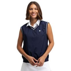 Damska wiatroszczelna kamizelka golfowa Siroko Grace Navy. Niebieskie kamizelki damskie SIROKO, bez wzorów, bez kaptura. Za 211.00 zł.