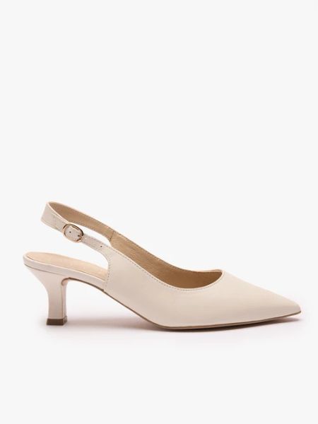Kremowe czółenka slingback bez pięty. Brązowe czółenka damskie Ryłko, bez wzorów, z gumy, bez obcasa. Za 399.99 zł.