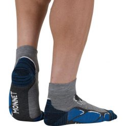 Skarpetki Monnet Extra Light. Niebieskie skarpetki damskie MONNET, bez wzorów. Za 134.50 zł.