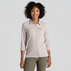 Koszula podróżnicza damska Craghoppers NosiLife Pro LS Shirt III. Brązowe koszule damskie Craghoppers, bez wzorów, casualowe, bez kołnierzyka, bez ramiączek. Za 510.50 zł.