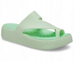 Klapki Dla Dorosłych Crocs Getaway Platform Toe Loop. Czarne klapki damskie Crocs, bez wzorów, z materiału, bez obcasa, bez zapięcia. Za 199.99 zł.