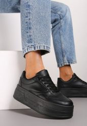 Czarne Sneakersy na Tłoczonej Grubej Podeszwie Vaitessa. Czarne obuwie sportowe damskie Born2be, z jeansu, bez zapięcia, trekkingowe. Za 74.99 zł.