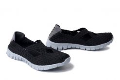 ROCK SPRING Carioca X black, półbuty damskie. Czarne półbuty damskie Rock Spring, na lato, bez wzorów, bez obcasa, bez zapięcia. Za 204.90 zł.