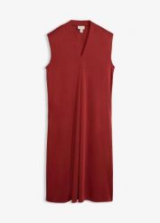 Sukienka z dżerseju z mieszanki wiskozy, z poduszkami w ramionach. Czarne sukienki damskie bonprix, bez wzorów, z dżerseju, eleganckie, bez ramiączek. Za 79.99 zł.