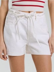 Szorty jeansowe paperbag z paskiem - biały. Białe spodenki sportowe damskie Sinsay, l, bez wzorów, z jeansu. W wyprzedaży za 25.99 zł.