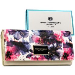 Elegancki portfel damski w kwiaty wykonany ze skóry naturalnej i ekologicznej zamykany zatrzaskiem PTN PX22-PF1 Peterson. Portfele damskie Peterson, bez wzorów, ze skóry. Za 124.99 zł.