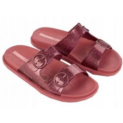 Klapki dla kobiet Ipanema FOLLOW FEM. Czerwone klapki damskie Ipanema, bez wzorów, bez obcasa, bez zapięcia. Za 99.99 zł.