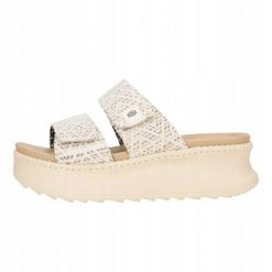 HeyDude Damskie Klapki Delray Slide Surf Baja. Brązowe klapki damskie Hey dude, bez wzorów, z materiału, bez obcasa, bez zapięcia. Za 199.00 zł.