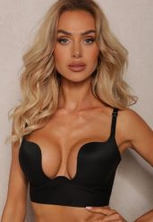 Czarny Biustonosz Miseczka C Typu Push Up na Ramiączkach z Regulacją Mivonara. Czarne biustonosze Renee, bez wzorów. Za 39.99 zł.