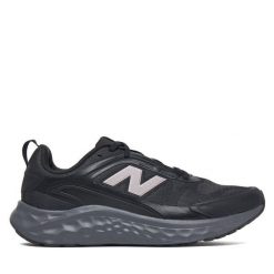 Buty do biegania New Balance. Czarne obuwie sportowe treningowe New Balance, do biegania. Za 449.99 zł.