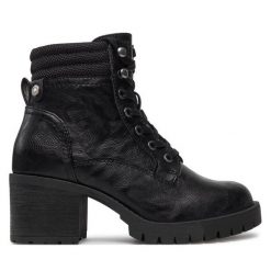 Botki Refresh. Czarne botki damskie Refresh, bez obcasa, na słupku, bez zapięcia. Za 239.99 zł.