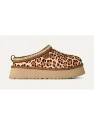 UGG Skórzane kapcie "Tazz Plains-Felecity" w kolorze beżowo-jasnobrązowym rozmiar: 41. Brązowe kapcie damskie Ugg. Za 525.86 zł.