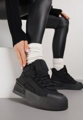 Czarne Sneakersy z Ociepleniem na Platformie z Tłoczeniem Newedela. Czarne obuwie sportowe damskie Renee, z jeansu, bez zapięcia. Za 99.99 zł.