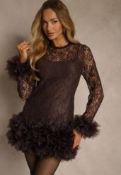 Brązowa Dopasowana Koronkowa Sukienka Koktajlowa z Tiulowymi Aplikacjami Kretalia. Brązowe sukienki damskie Renee, z aplikacjami, z koronki, wizytowe, bez ramiączek. Za 239.99 zł.