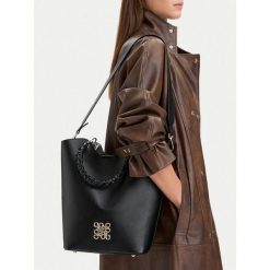 Torebka Nine West. Czarne torebki klasyczne damskie Nine West, bez dodatków. Za 299.99 zł.