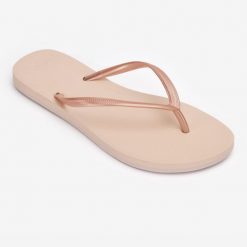 Japonki damskie Olaian 500. Brązowe klapki damskie OLAIAN, bez wzorów, bez obcasa, bez zapięcia. Za 54.99 zł.