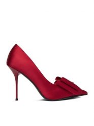 Eva Minge Szpilki EO-EMI-25P142 Czerwony. Czerwone szpilki damskie Eva Minge, bez wzorów, z materiału, bez obcasa, na szpilce, bez zapięcia. Za 359.99 zł.