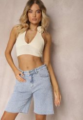 Jasnoniebieskie Jeansowe Szorty High Waist Bawełniane Nelaitha. Niebieskie szorty damskie Renee, bez wzorów, z bawełny, z podwyższonym stanem. Za 74.99 zł.