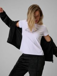4F T-shirt slim z nadrukiem damski - biały XL. Białe t-shirty damskie 4F, xl, bez wzorów, z bawełny, bez kołnierzyka. Za 69.99 zł.