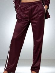 Spodnie dresowe - bordowy. Czerwone spodnie sportowe damskie Sinsay, l, bez wzorów, z dresówki. Za 59.99 zł.