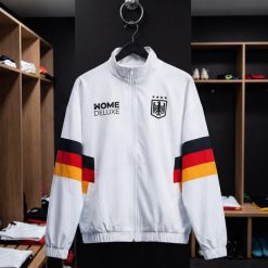 Kurtka treningowa Niemcy Biała - Rozmiar: XXL. Białe kurtki damskie HOME DELUXE, s, bez wzorów, z elastanu, bez kaptura. Za 261.99 zł.