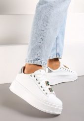 Biało-Zielone Sneakersy na Platformie z Odpinanymi Zawieszkami Przy Sznurówkach Harhi. Białe obuwie sportowe damskie Born2be, z bawełny, bez zapięcia. Za 54.99 zł.