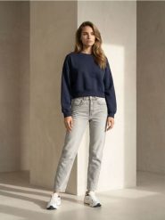Bawełniane jeansy mom fit comfort z efektem sprania - szary. Szare jeansy damskie Sinsay. Za 59.99 zł.