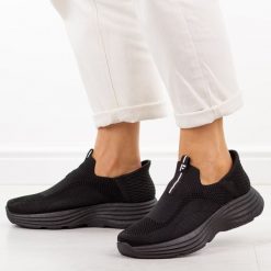 Czarne sportowe buty damskie Filippo Dtn7866/26. Czarne obuwie sportowe damskie Filippo, na lato, z dresówki, bez zapięcia, trekkingowe. Za 119.00 zł.