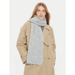 Szalik Tommy Hilfiger. Szare szaliki damskie Tommy Hilfiger, bez wzorów. Za 329.99 zł.