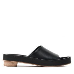 Klapki GINO ROSSI. Czarne klapki damskie Gino Rossi, bez wzorów, bez obcasa, bez zapięcia. Za 299.99 zł.