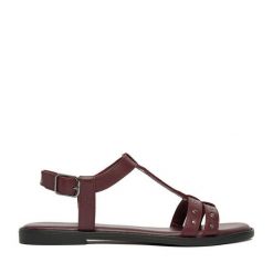 Sandały Lasocki. Czerwone sandały damskie Lasocki, bez wzorów, bez obcasa, na płaskiej podeszwie, bez zapięcia. Za 159.99 zł.