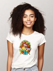 WOOOP Koszulka "In bloom" w kolorze białym rozmiar: XL. Białe bluzki damskie Wooop, xl, bez wzorów, z bawełny, bez kołnierzyka, bez ramiączek. Za 52.67 zł.
