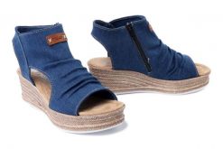 RIEKER 68791-12 blue, sandały damskie. Niebieskie sandały damskie Rieker, bez wzorów, bez obcasa, na koturnie, bez zapięcia. Za 230.93 zł.