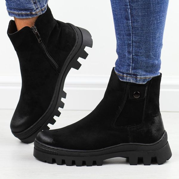 Czarne botki damskie na traperze Potocki 12163. Czarne botki damskie POTOCKI, na jesień, z polaru, eleganckie, z okrągłym noskiem, bez obcasa, bez zapięcia. Za 219.00 zł.