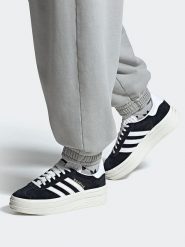 Adidas Skórzane sneakersy "Gazelle Bold" w kolorze czarnym rozmiar: 39. Czarne obuwie sportowe damskie Adidas, bez zapięcia. Za 333.03 zł.