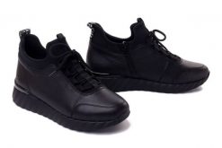 RIEKER REMONTE D5977-01 black, półbuty damskie. Czarne półbuty damskie Rieker Remonte, na zimę, bez wzorów, bez obcasa, na koturnie, bez zapięcia. Za 419.90 zł.