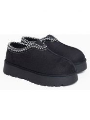 ISLAND BOOT Botki "Ilden" w kolorze czarnym rozmiar: 40. Czarne botki damskie Island Boot, z materiału, bez obcasa, na platformie, bez zapięcia. Za 153.34 zł.