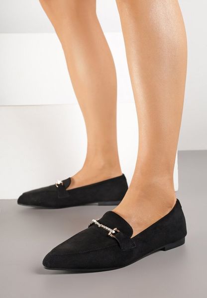 Czarne Mokasyny Vices z Noskiem w Szpic i Metaliczną Aplikacją Rilemise. Czarne mokasyny damskie Born2be, bez obcasa. Za 59.99 zł.