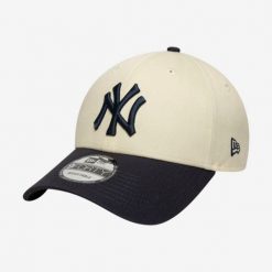 Czapka baseballówka z daszkiem New Era New York Yankees. Czapki z daszkiem damskie New Era, bez wzorów, z bawełny. Za 119.99 zł.