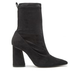 Botki Eva Minge. Czarne botki damskie Eva Minge, bez obcasa, na słupku, bez zapięcia. Za 479.99 zł.