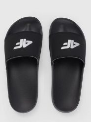 4F Klapki w kolorze czarnym rozmiar: 38. Czarne klapki damskie 4F, bez wzorów, z otwartym noskiem, bez obcasa, bez zapięcia. Za 65.69 zł.