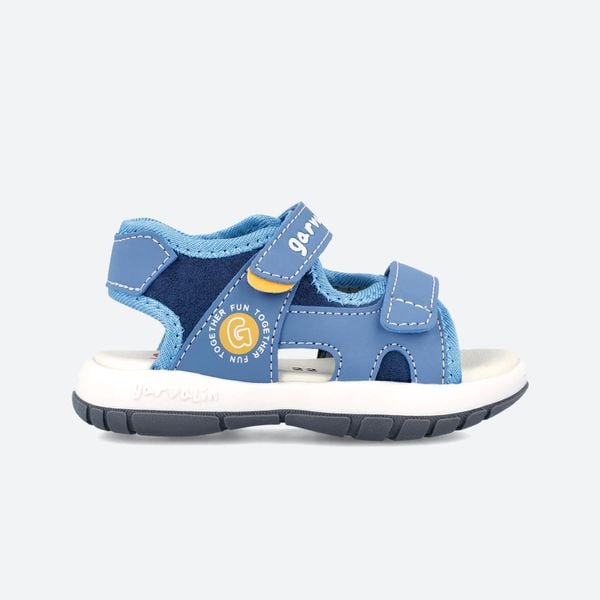 Sandały GARVALIN 242817G Niebieski. Niebieskie sandały damskie Garvalin, bez wzorów, z tkaniny, bez obcasa, bez zapięcia. Za 150.99 zł.